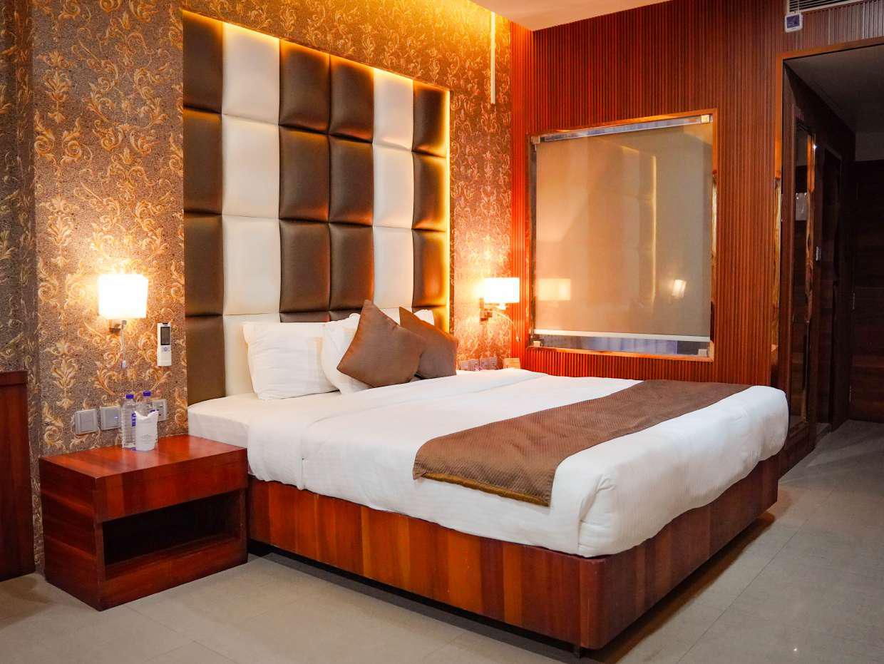 Luxury Mountain View Room